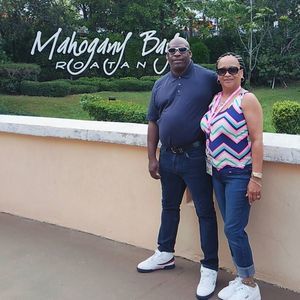 Meet your Posher, Rhonda